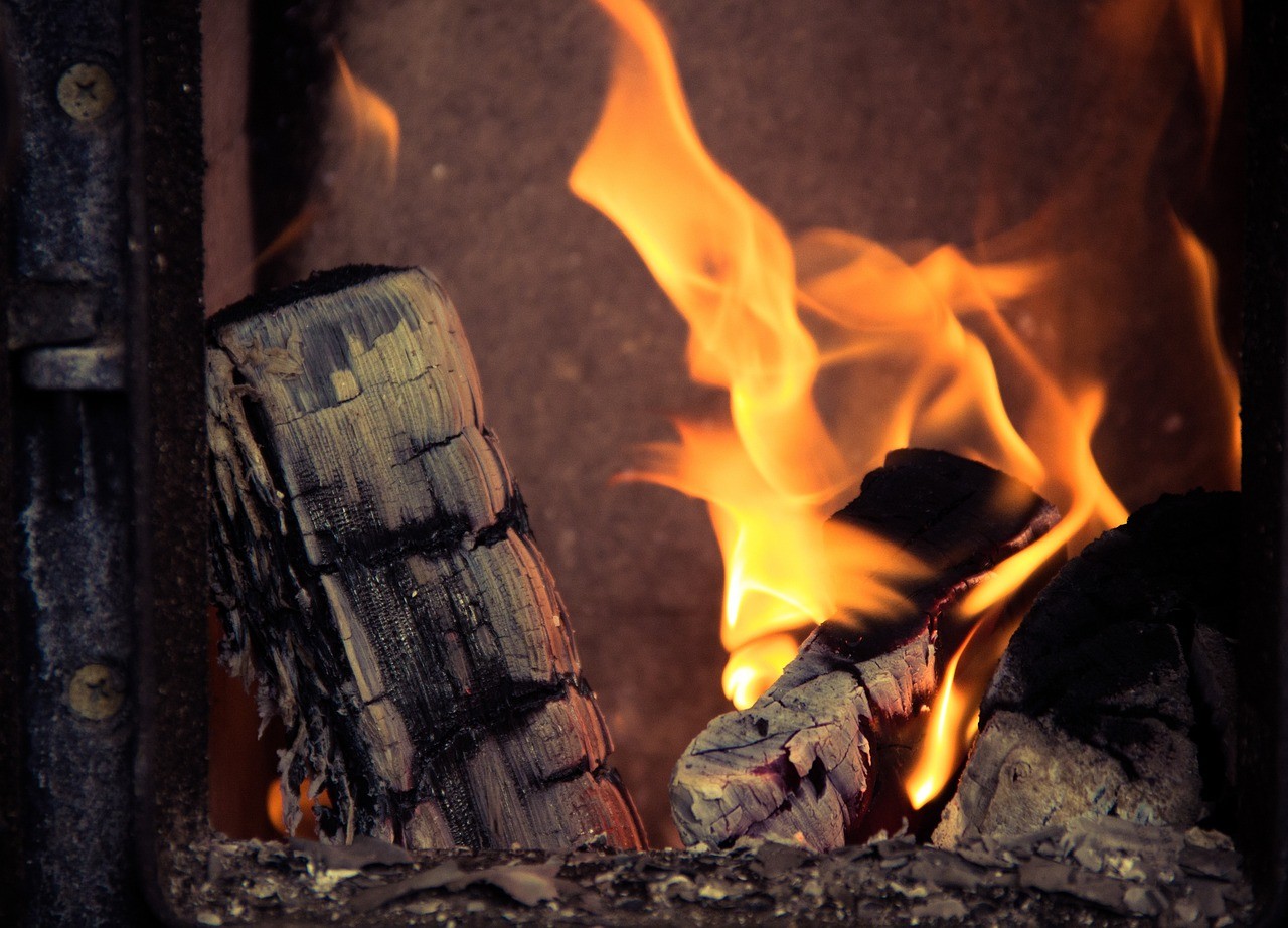 fireplace-933565_128_20250328-090805_1