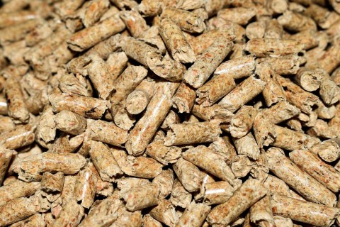 Pellet certificato ENplus® e pellet contraffatto